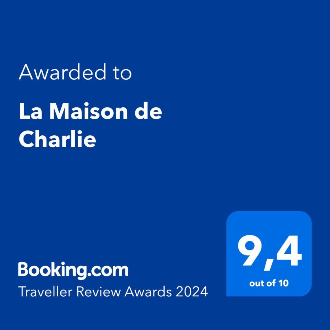 La Maison De Charlie Vaugines Exterior photo